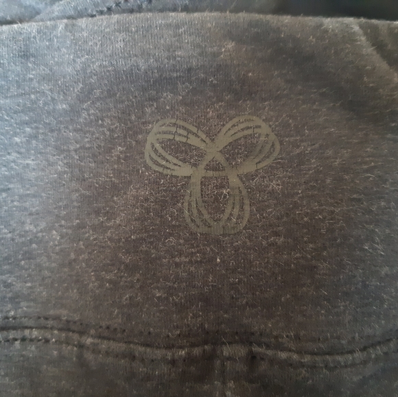 TNA Leggings - Picture 5 of 6